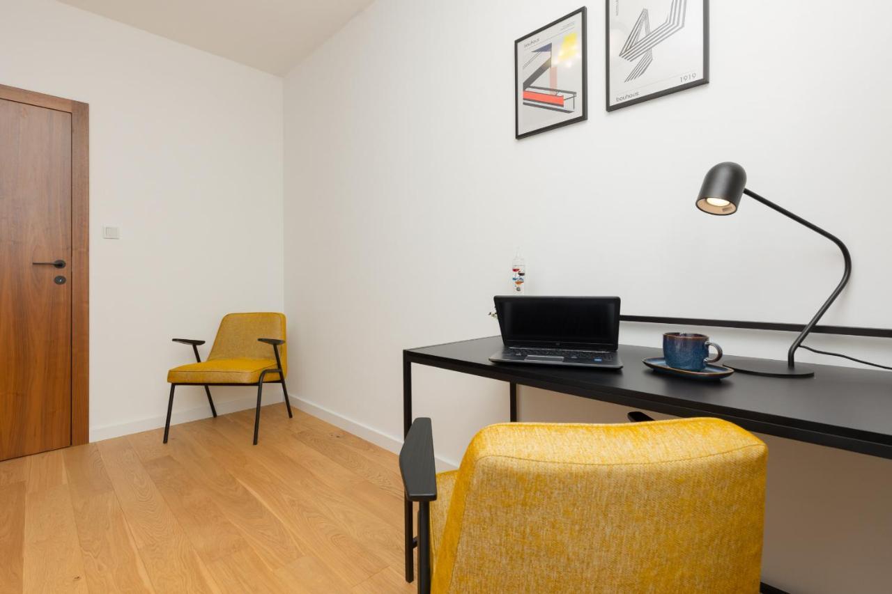 Trendy & Spacious 3-Room Apartament Warsaw Wilanow By Noclegi Renters エクステリア 写真
