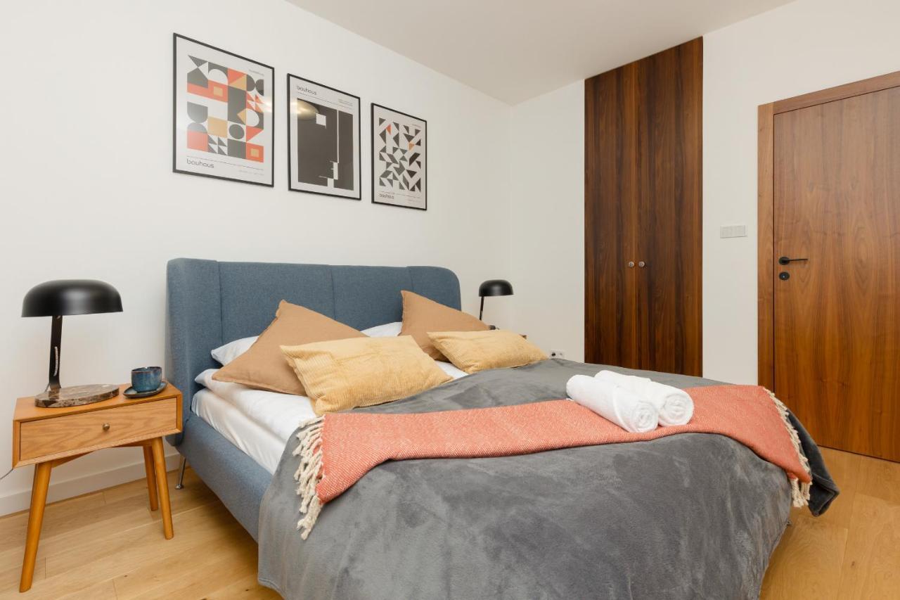 Trendy & Spacious 3-Room Apartament Warsaw Wilanow By Noclegi Renters エクステリア 写真